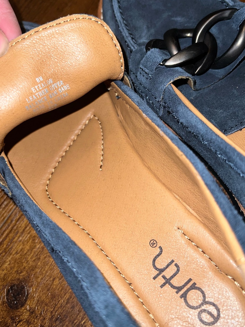 Earth Navy Blue Suede Zalor Chain Detail Lug Sole Slip On Loafers Women’s Size 8 - Picture 11 of 13